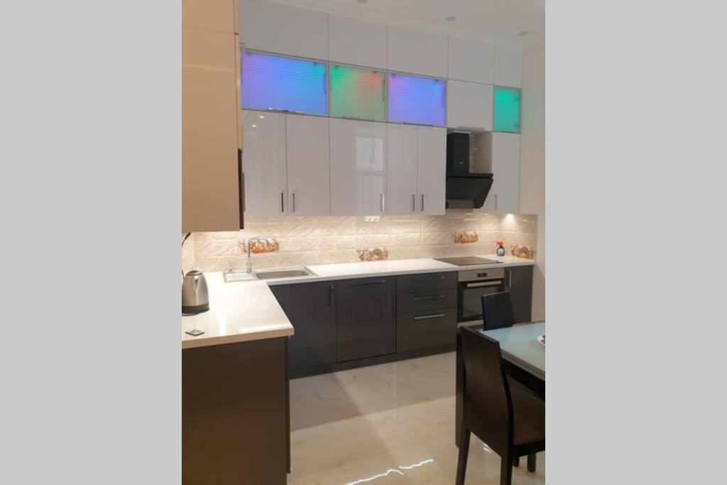 Comfortable Luxury Apartment With 3 Rooms. Center Heart Of Kiev Exterior foto